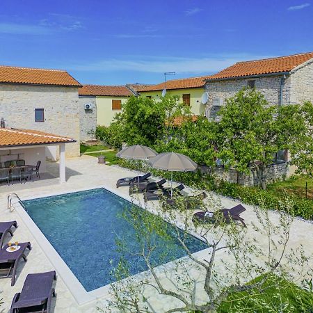 Villa Olea In Barat - Haus Fuer 6-8 Personen 坎法奈尔 外观 照片