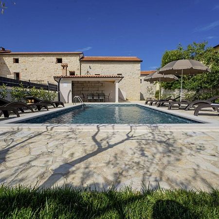 Villa Olea In Barat - Haus Fuer 6-8 Personen 坎法奈尔 外观 照片