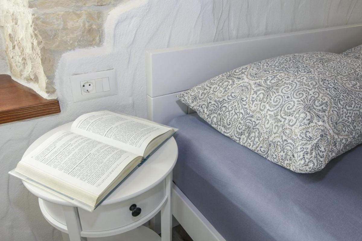 Villa Olea In Barat - Haus Fuer 6-8 Personen 坎法奈尔 外观 照片