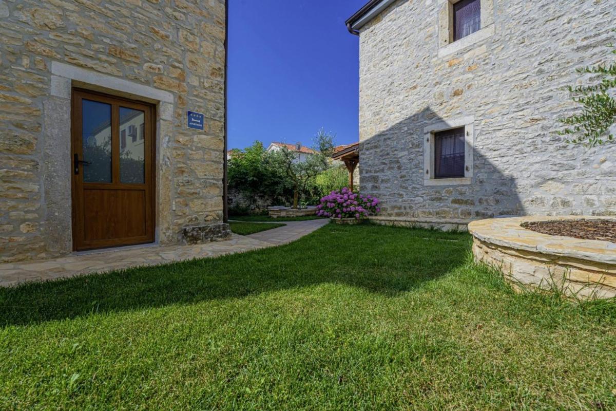 Villa Olea In Barat - Haus Fuer 6-8 Personen 坎法奈尔 外观 照片