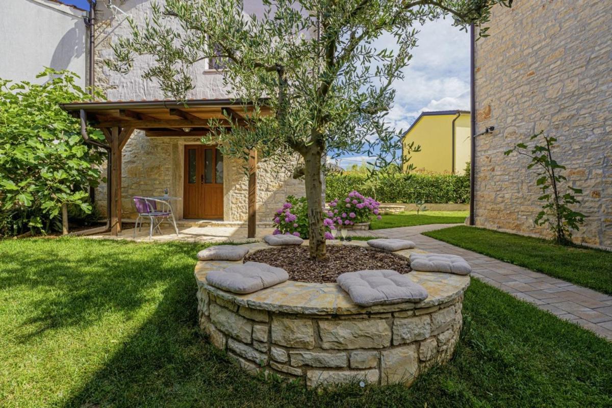 Villa Olea In Barat - Haus Fuer 6-8 Personen 坎法奈尔 外观 照片